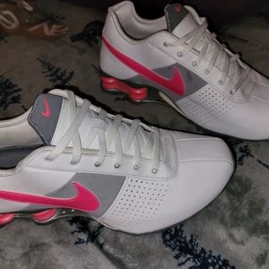 Nike Shox deliver size 8